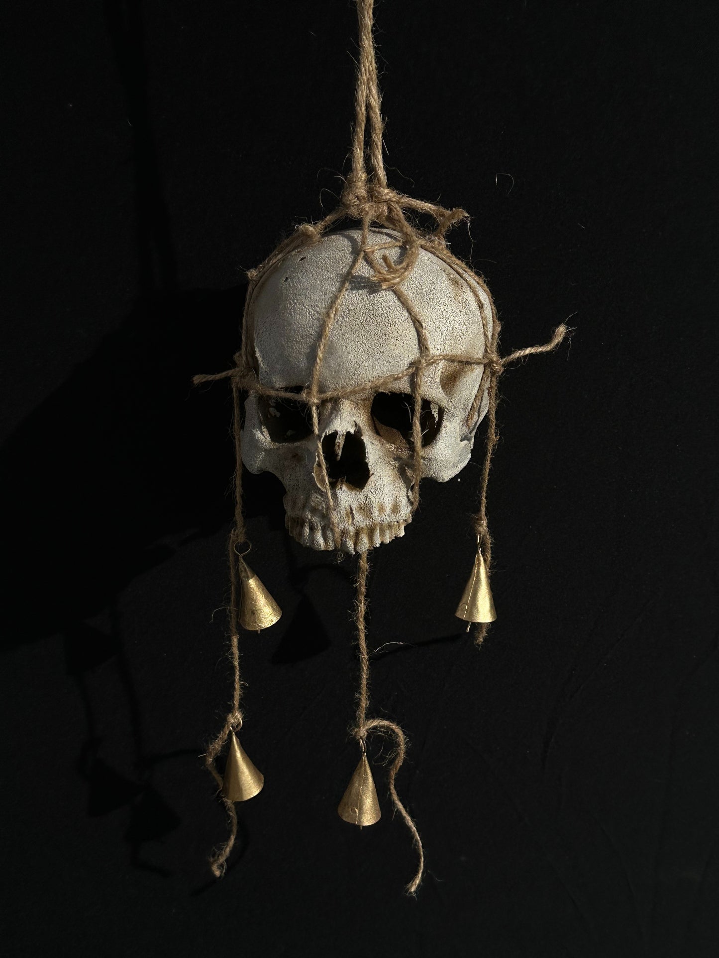 Foam Skull Hip Hanger