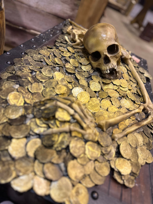 Large Skeleton Coin Pile