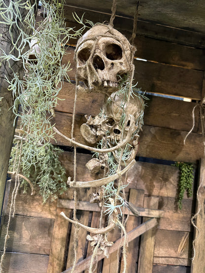 Harbinger Skull Hanger