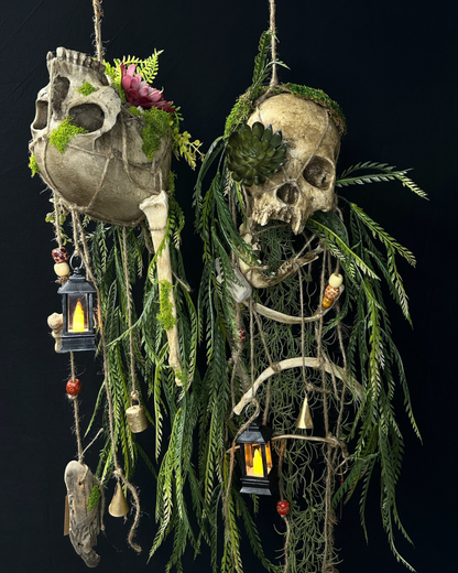 Verdant Skull Hanger